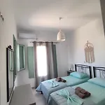 Sifnaiou Traditional 1 & 3