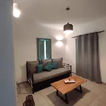 Sifnaiou Traditional 1 & 3
